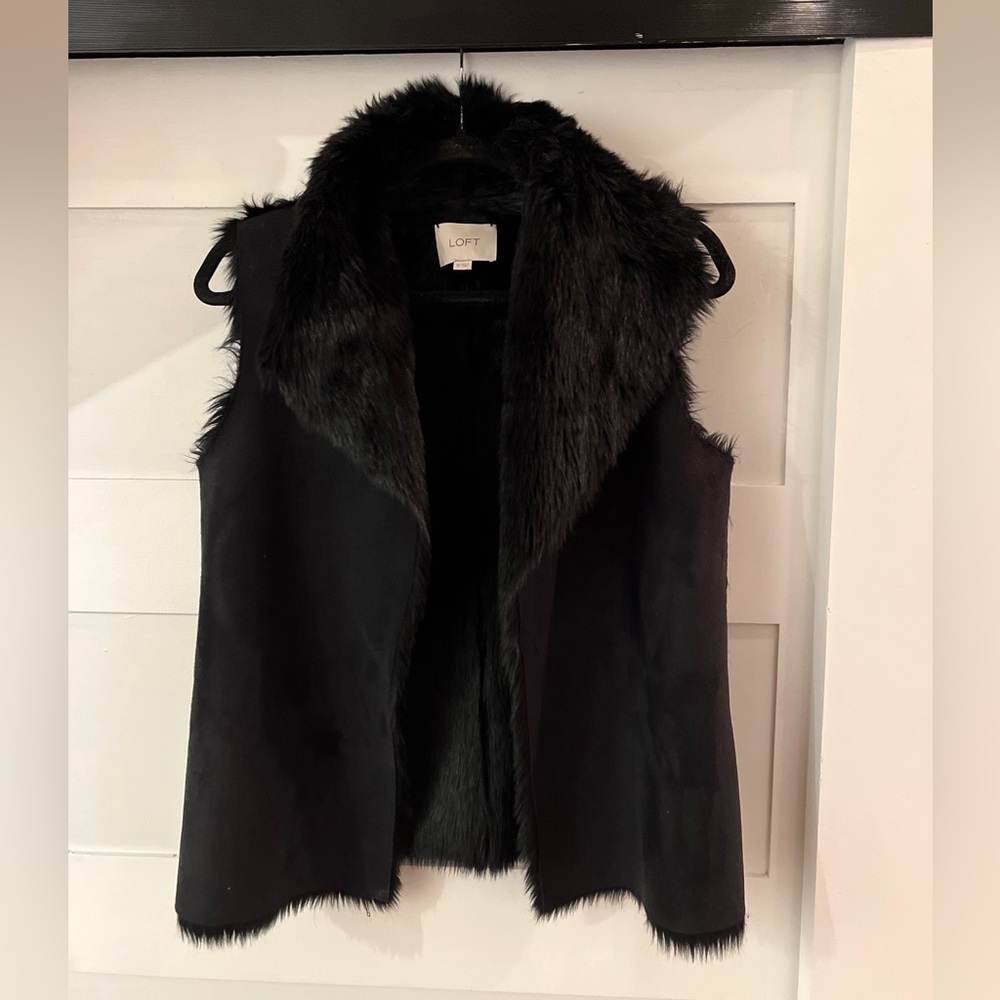 Loft Vest Womens Extra Small Black Faux Suede Faux Fur Open Front Comfort